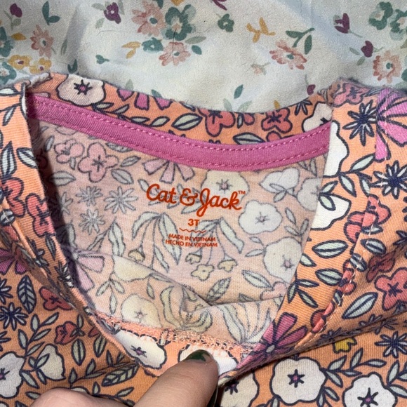 3T Girl’s Bundle | PJ’s, Dresses, Denim - Picture 8 of 16